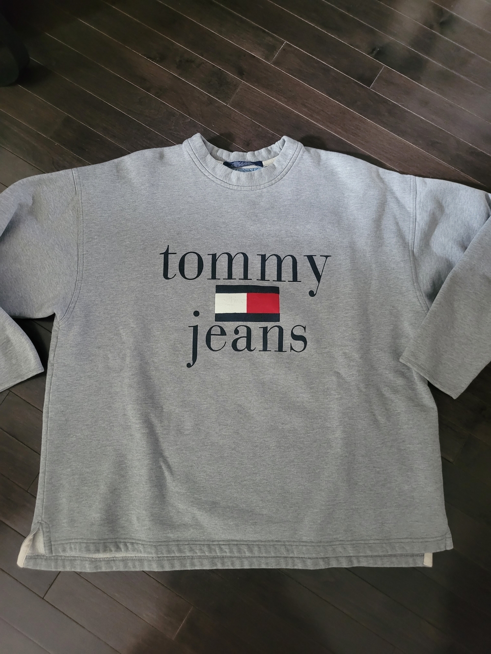 Vintage Tommy Jeans Grey Logo Sweatshirt